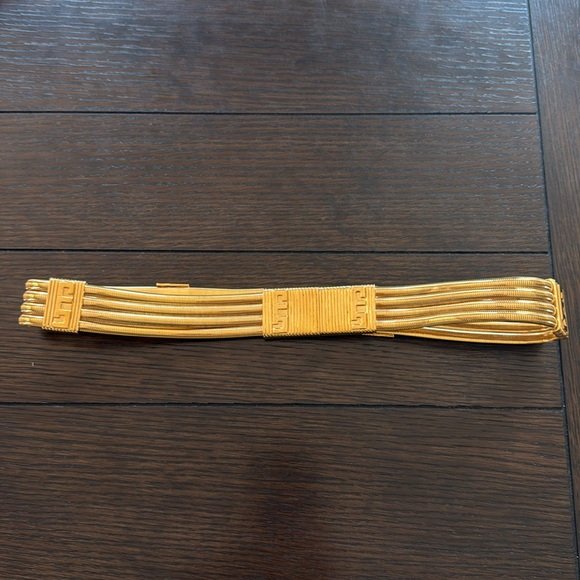 Vintage St. John Gold Tone Metal Snake Chain Logo Belt - Picture 5 of 7